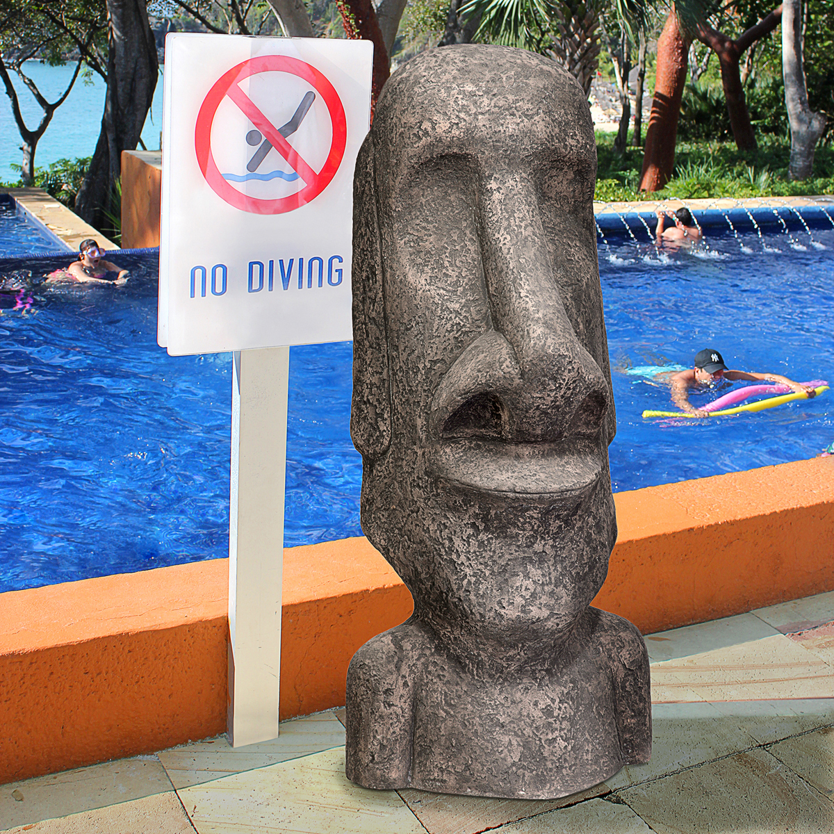 Image Thumbnail for Dt Large Easter Island Head